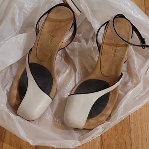 Classic Dries Van Noten pumps. Size 36.